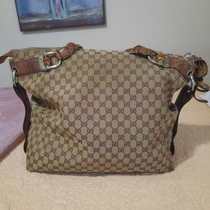 🔥🔥GUCCI MONOGRAMED BEIGE CANVAS BAMBOO TASSEL SHOULDER BAG 232927